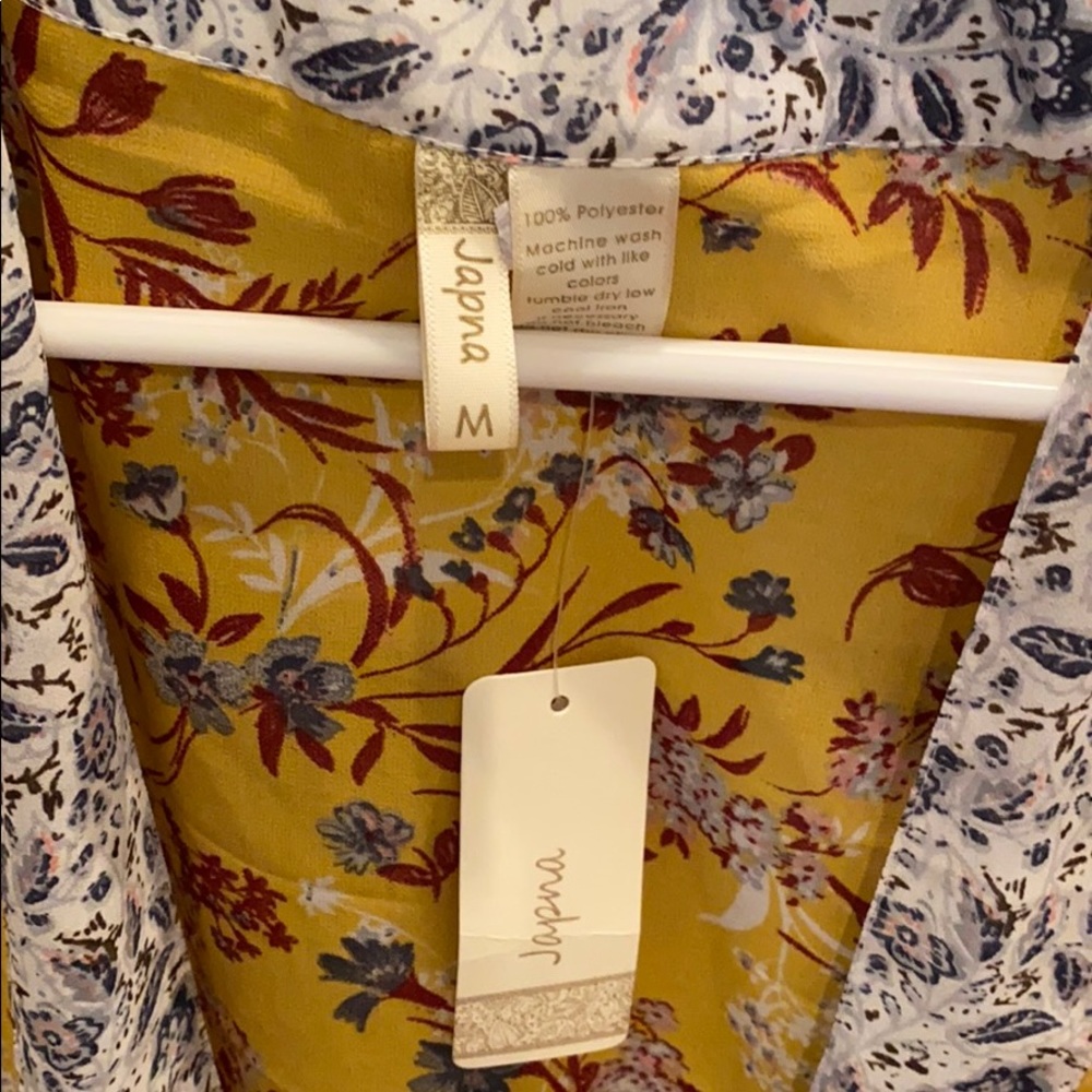 Kimono - Picture 2 of 2